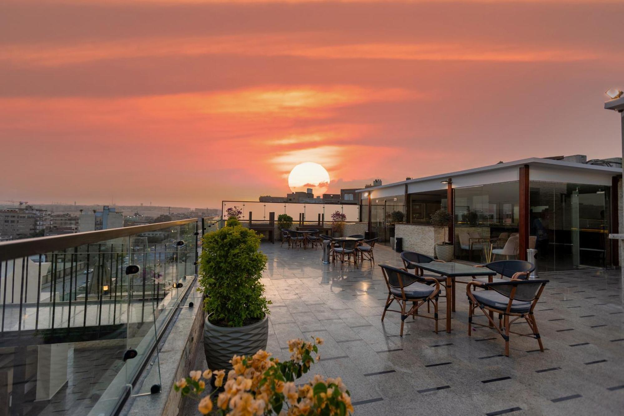 Pyramids Charm Hotel Al Kawm al Akhdar Экстерьер фото
